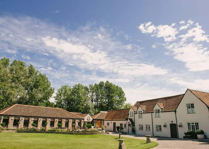 Aldwick Estate مزرعة للإقامة بريستول