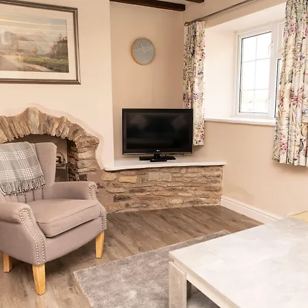 Aldwick Estate Farm stay Bristol