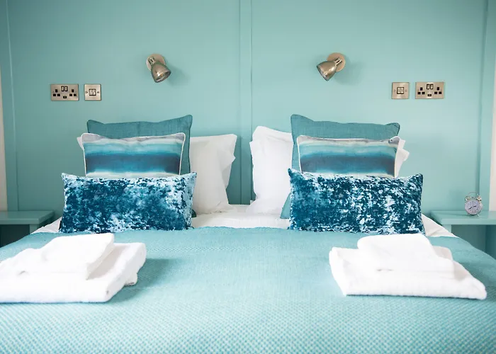 Aldwick Estate Farm stay